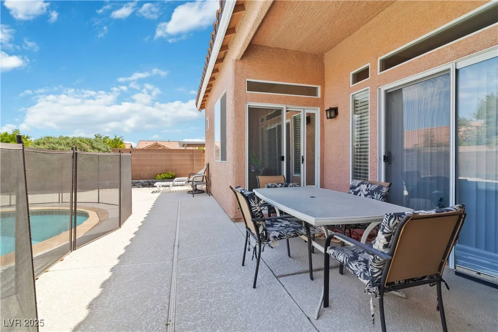 7404 Dry Corral, Las Vegas, NV 89113