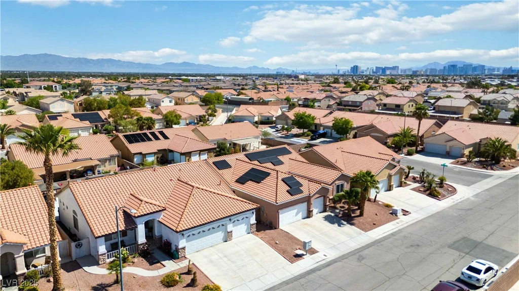7404 Dry Corral, Las Vegas, NV 89113