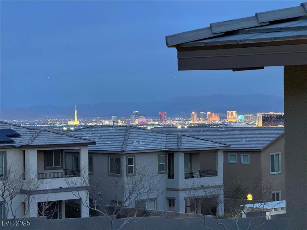754 Spirit Lake, Las Vegas, NV 89138
