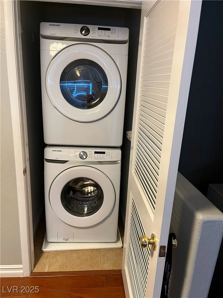 8811 Tomnitz, Las Vegas, NV 89178