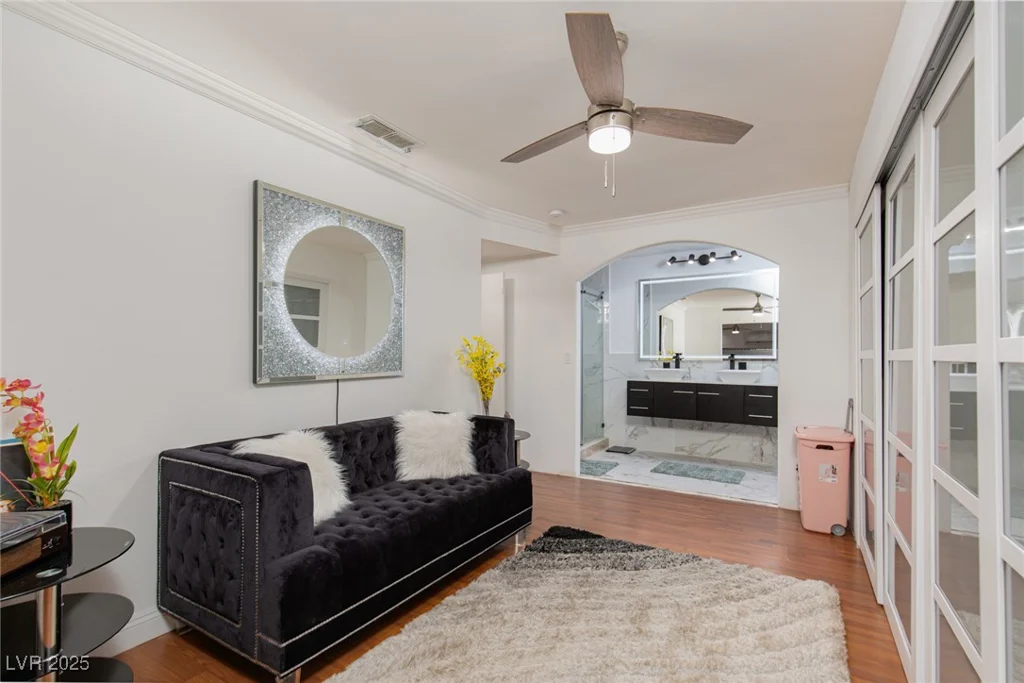 1911 Venalynne, Las Vegas, NV 89156