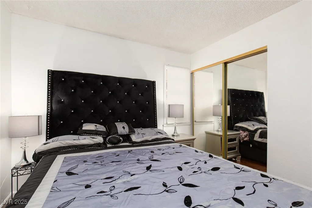 1911 Venalynne, Las Vegas, NV 89156