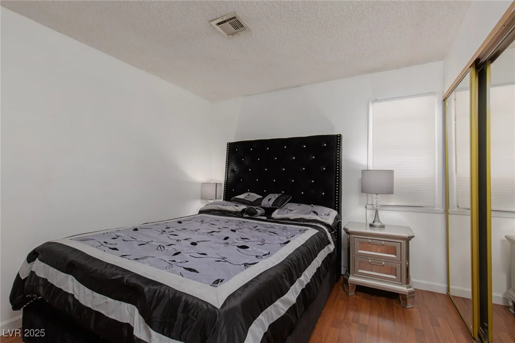 1911 Venalynne, Las Vegas, NV 89156