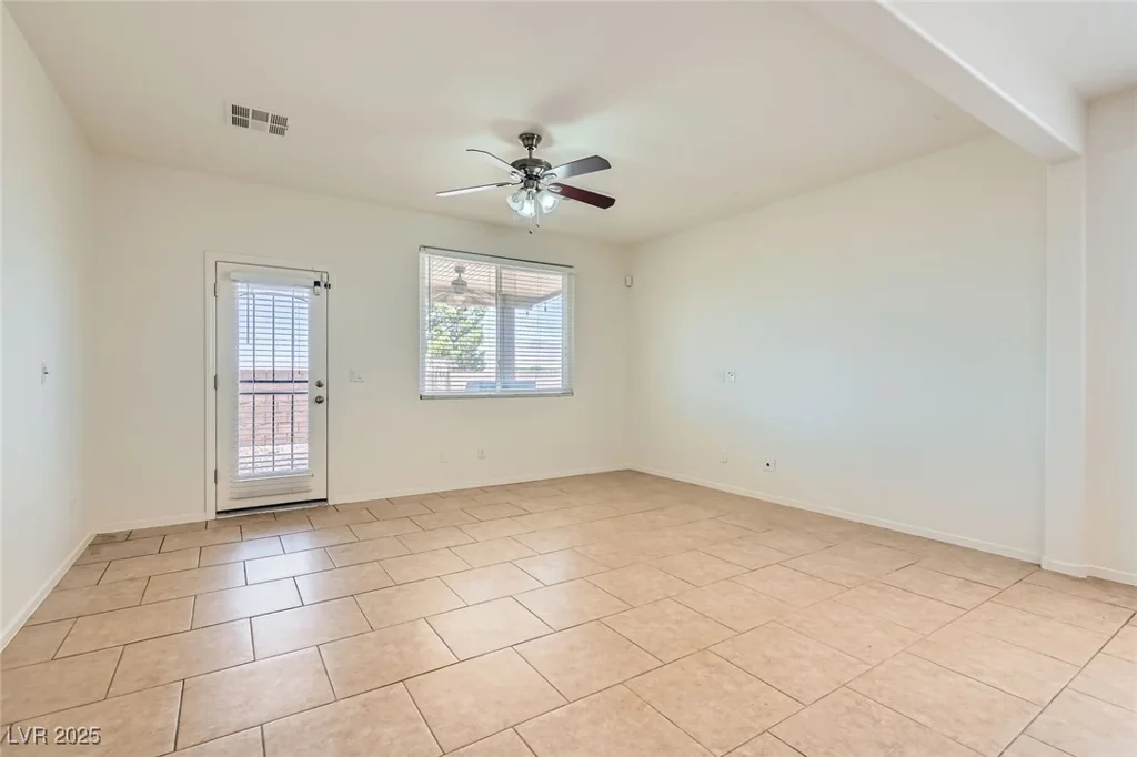 1197 Bear Head, Henderson, NV 89011
