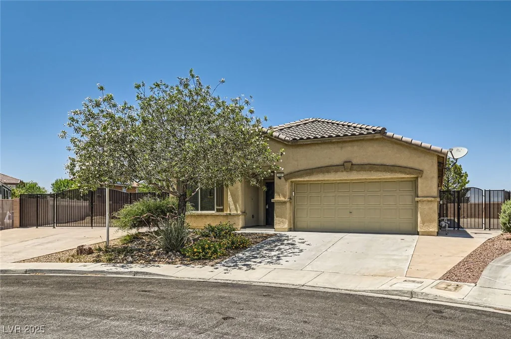 1197 Bear Head, Henderson, NV 89011