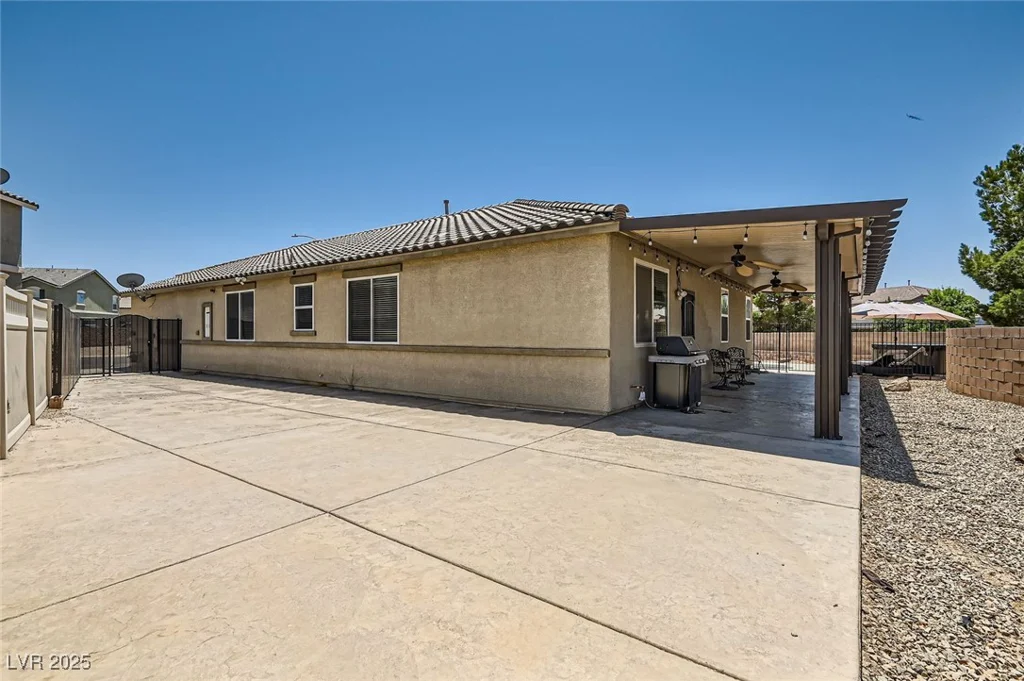 1197 Bear Head, Henderson, NV 89011