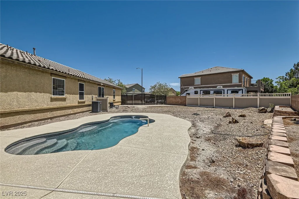 1197 Bear Head, Henderson, NV 89011
