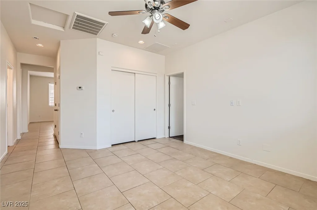 1197 Bear Head, Henderson, NV 89011
