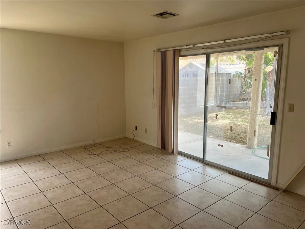 4931 Crystal Breeze, North Las Vegas, NV 89031