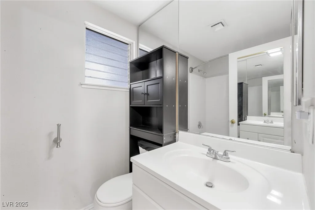 5120 Burnham, Las Vegas, NV 89119