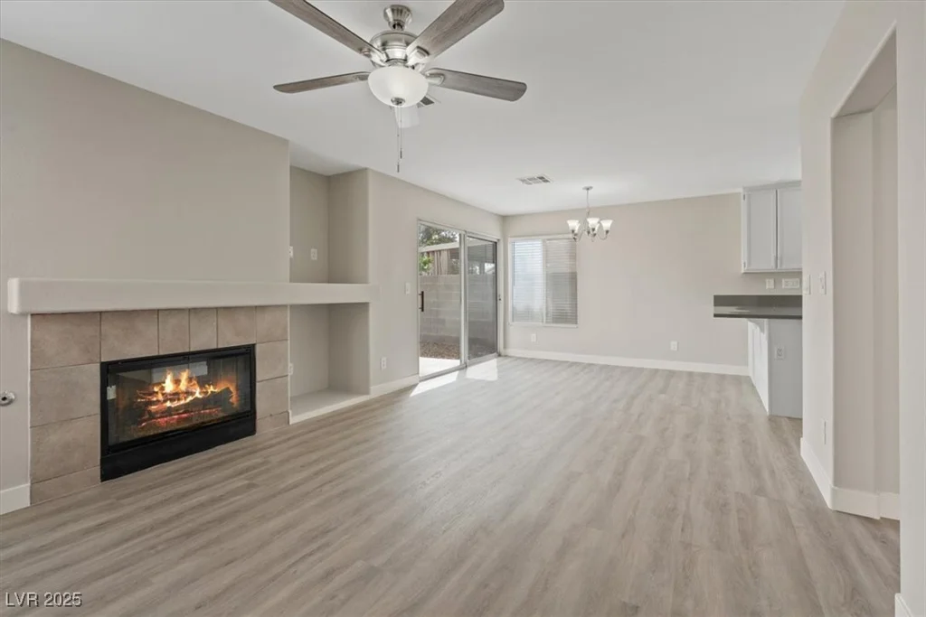 1909 Falling Tree, North Las Vegas, NV 89031