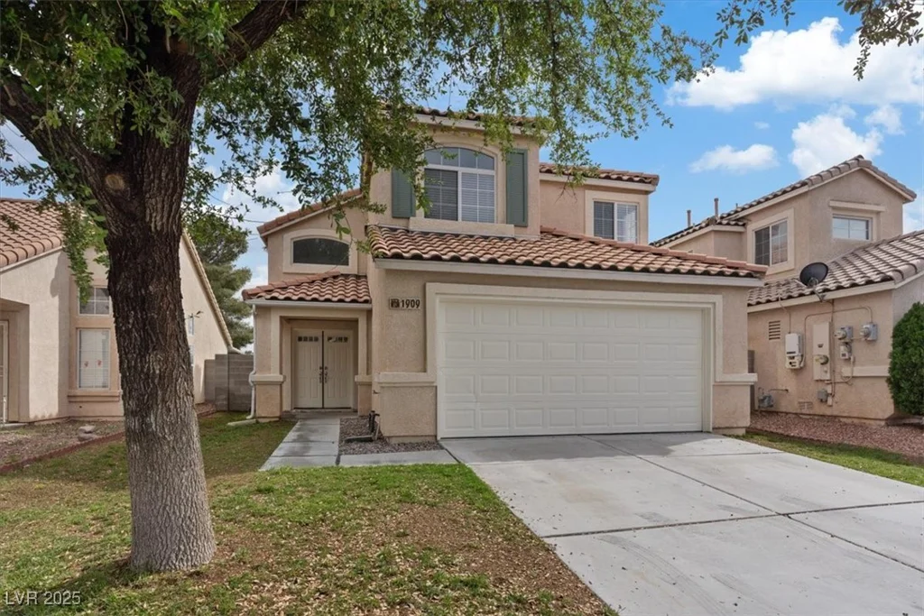 1909 Falling Tree, North Las Vegas, NV 89031