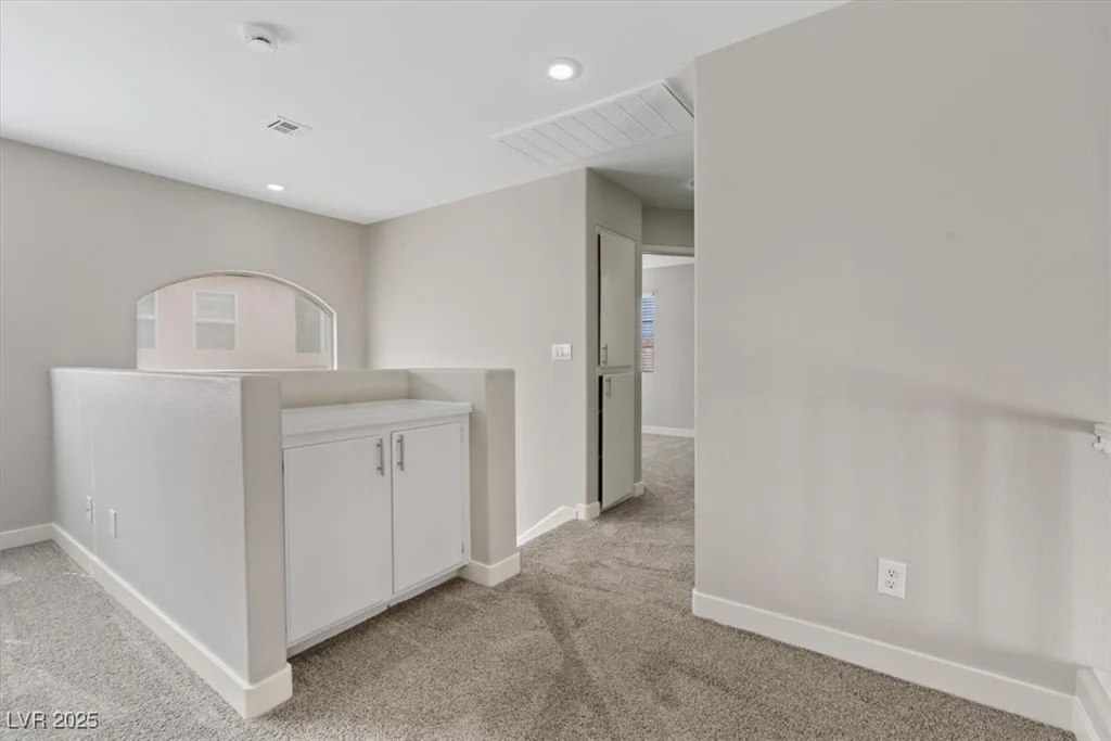 1909 Falling Tree, North Las Vegas, NV 89031