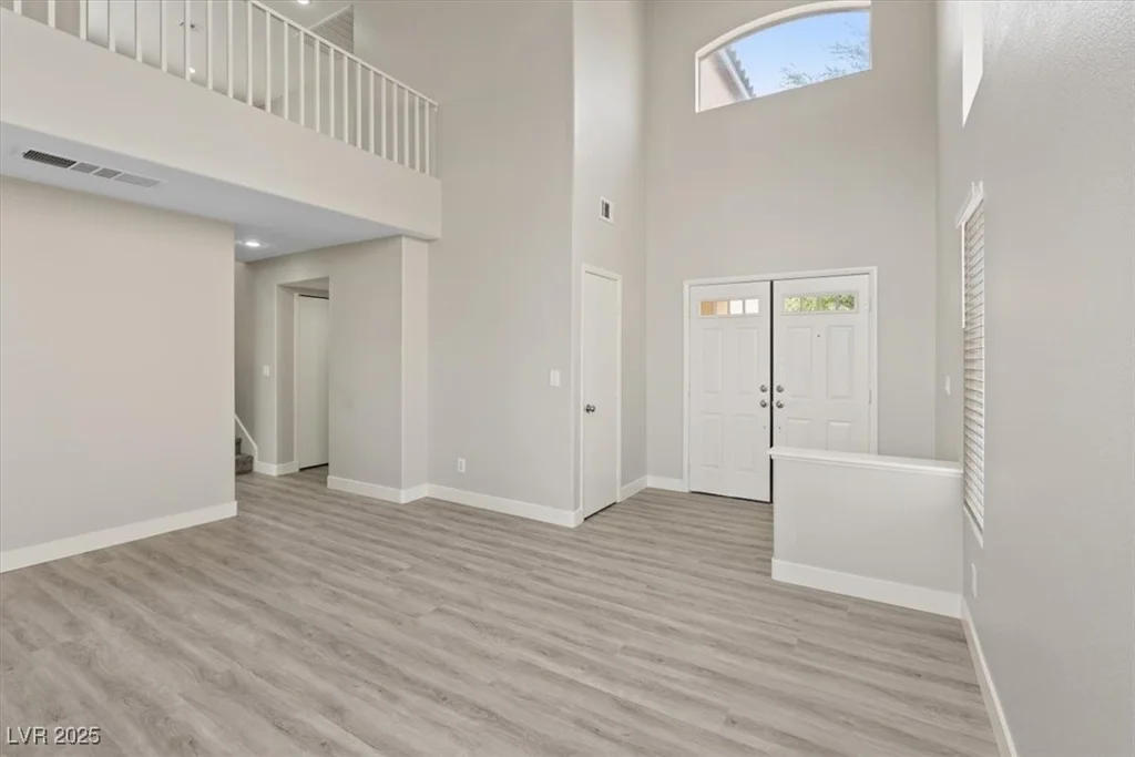 1909 Falling Tree, North Las Vegas, NV 89031