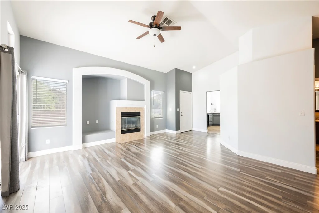 10404 Shadowland, Las Vegas, NV 89144