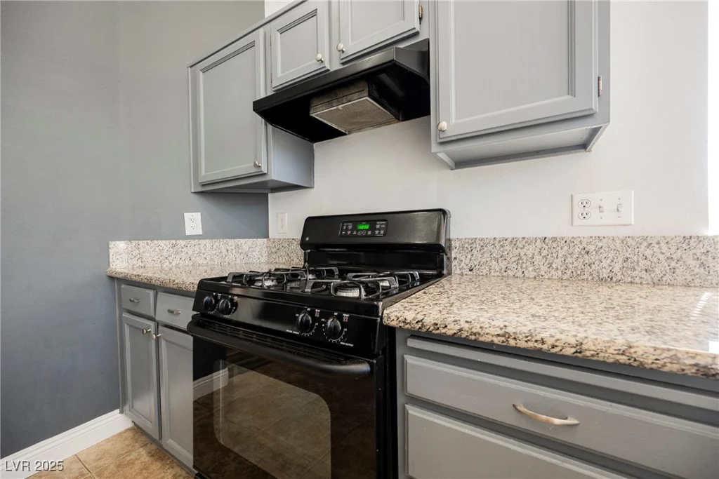 10404 Shadowland, Las Vegas, NV 89144