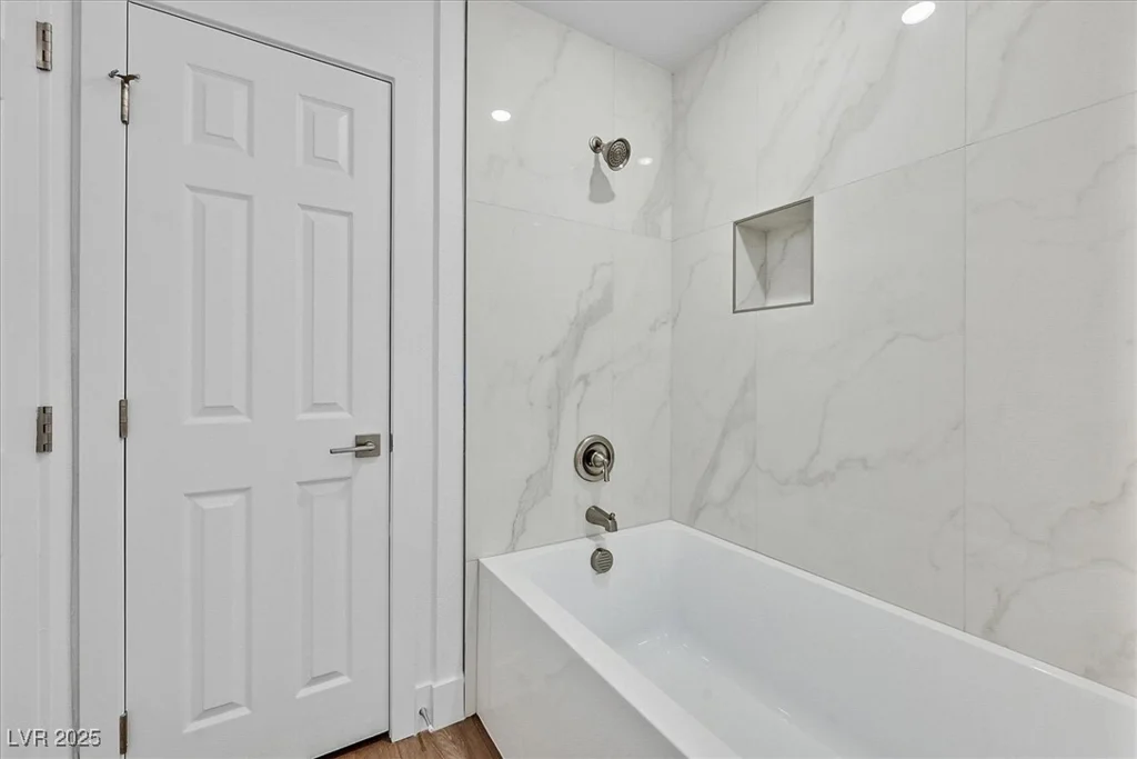 59 Agate, Las Vegas, NV 89123