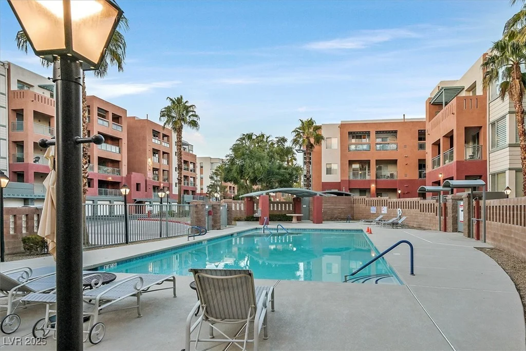 59 Agate, Las Vegas, NV 89123