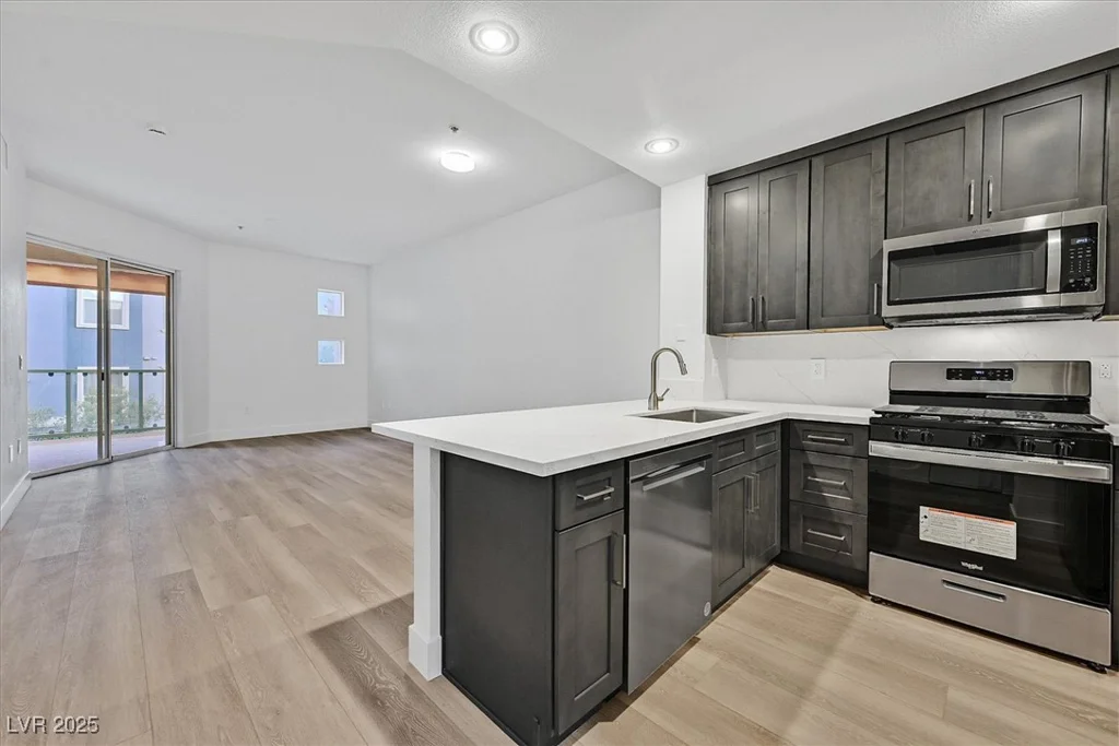 59 Agate, Las Vegas, NV 89123