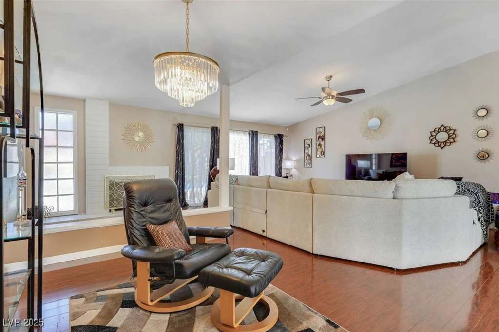 3920 Autumn, Las Vegas, NV 89120