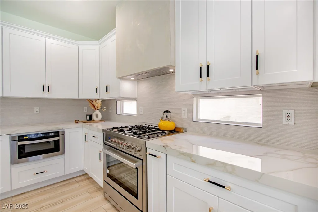 901 Sir Winston, Henderson, NV 89052