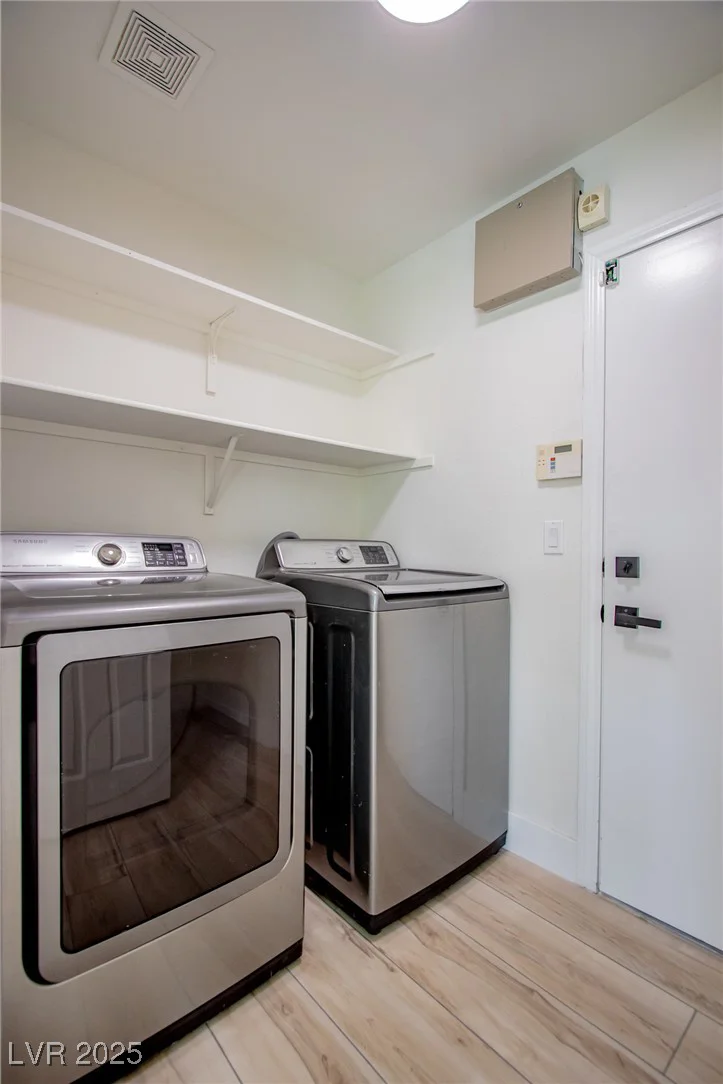 901 Sir Winston, Henderson, NV 89052