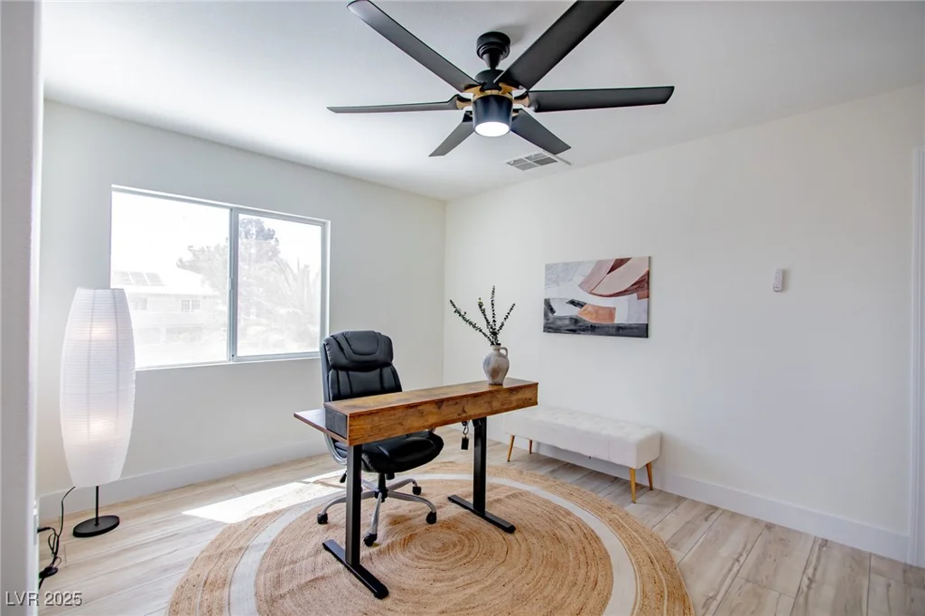 901 Sir Winston, Henderson, NV 89052