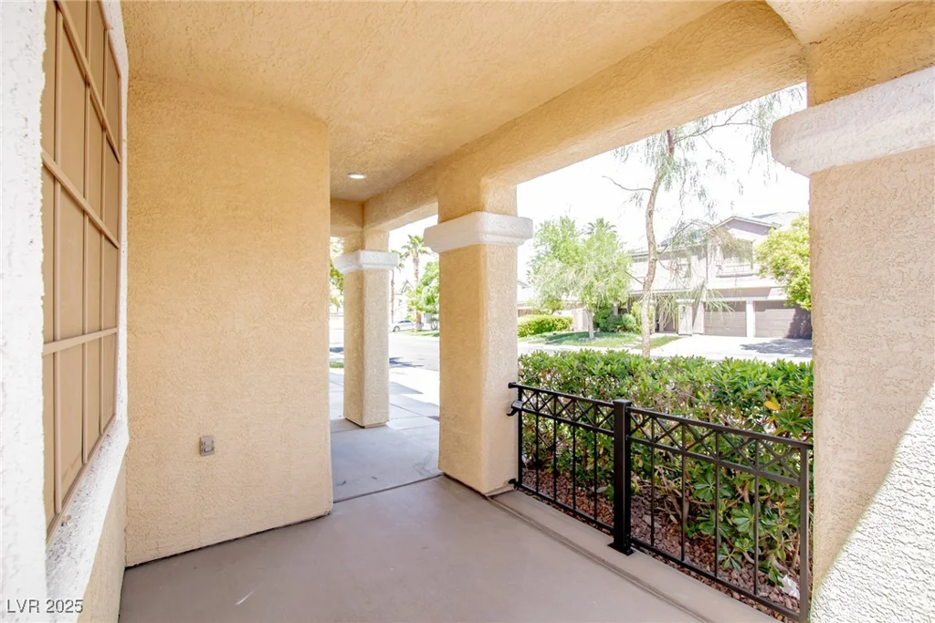 901 Sir Winston, Henderson, NV 89052