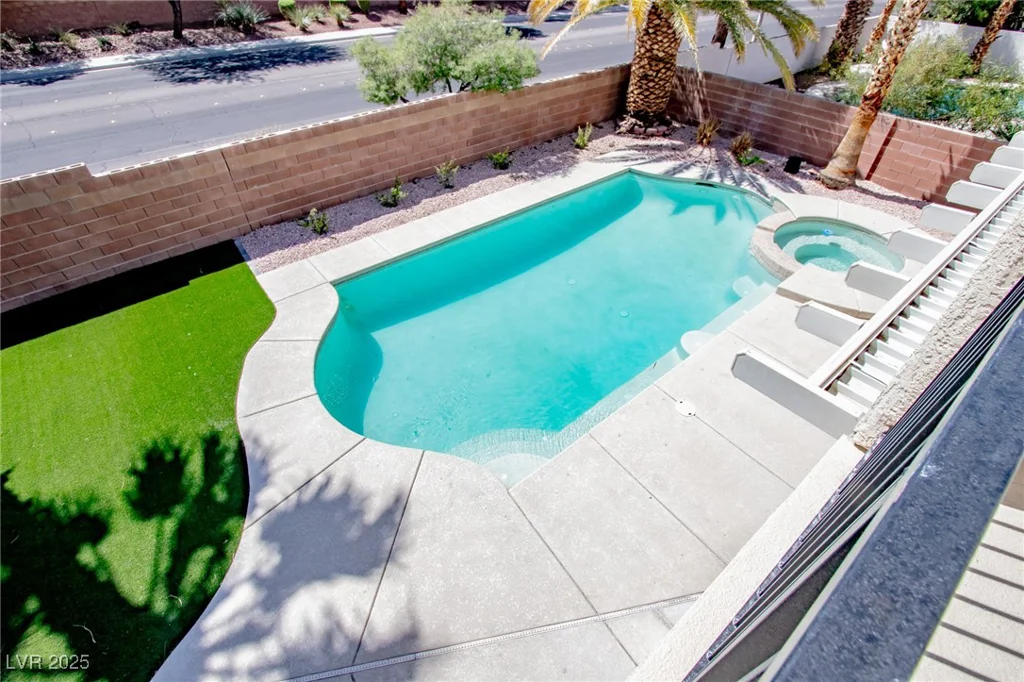 901 Sir Winston, Henderson, NV 89052