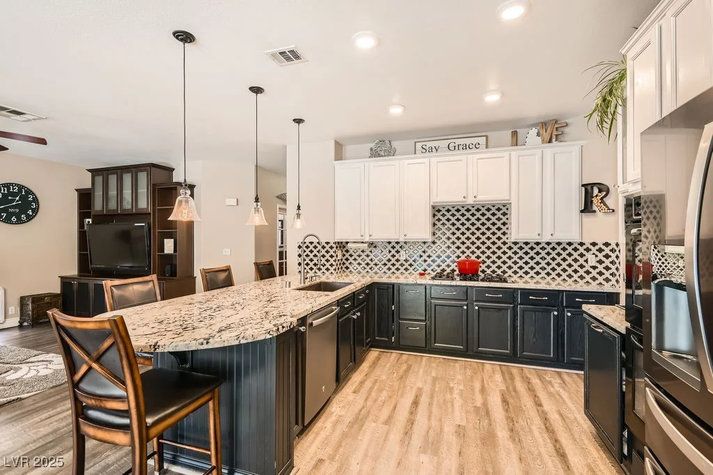 13 Cozy Glen, Henderson, NV 89074