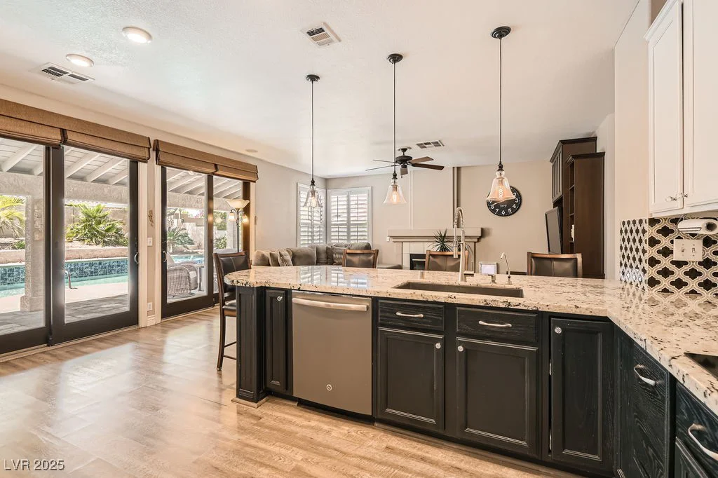 13 Cozy Glen, Henderson, NV 89074