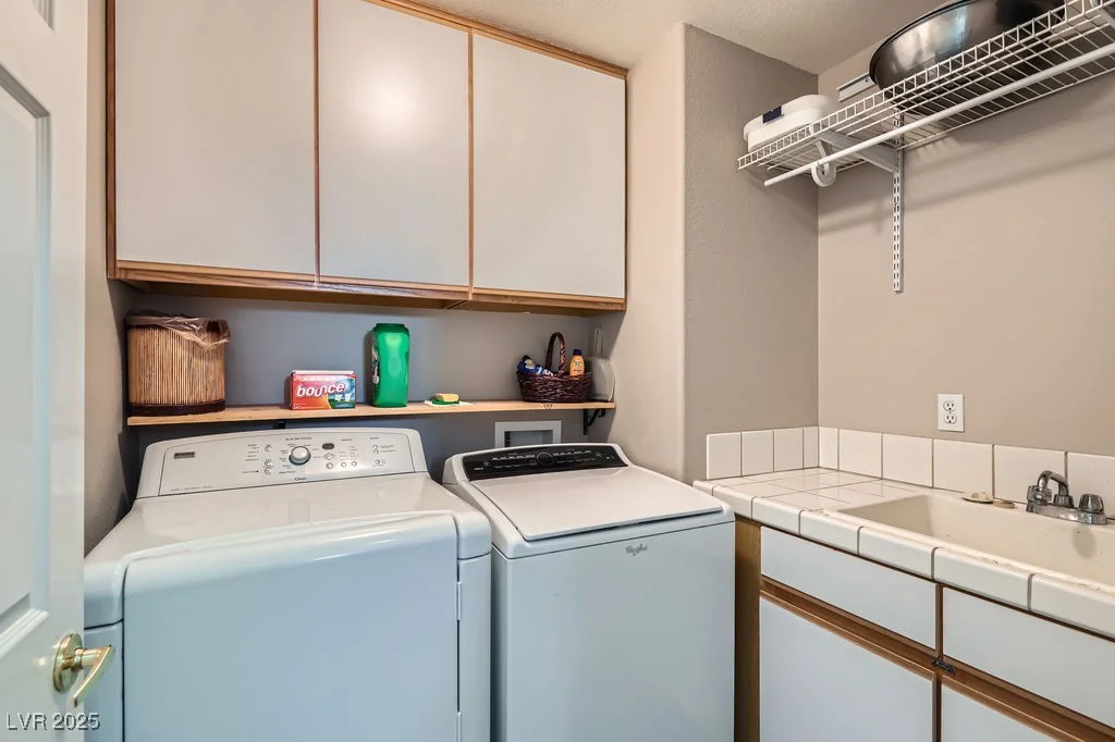 13 Cozy Glen, Henderson, NV 89074