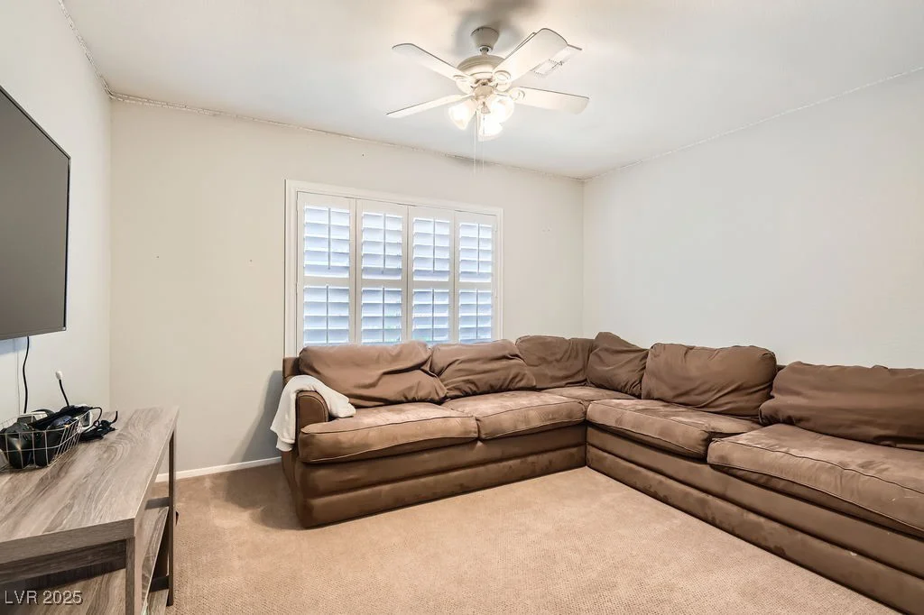 13 Cozy Glen, Henderson, NV 89074