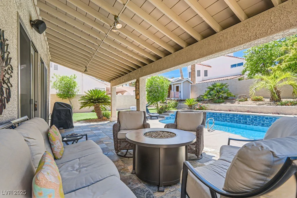 13 Cozy Glen, Henderson, NV 89074