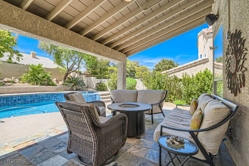 13 Cozy Glen, Henderson, NV 89074