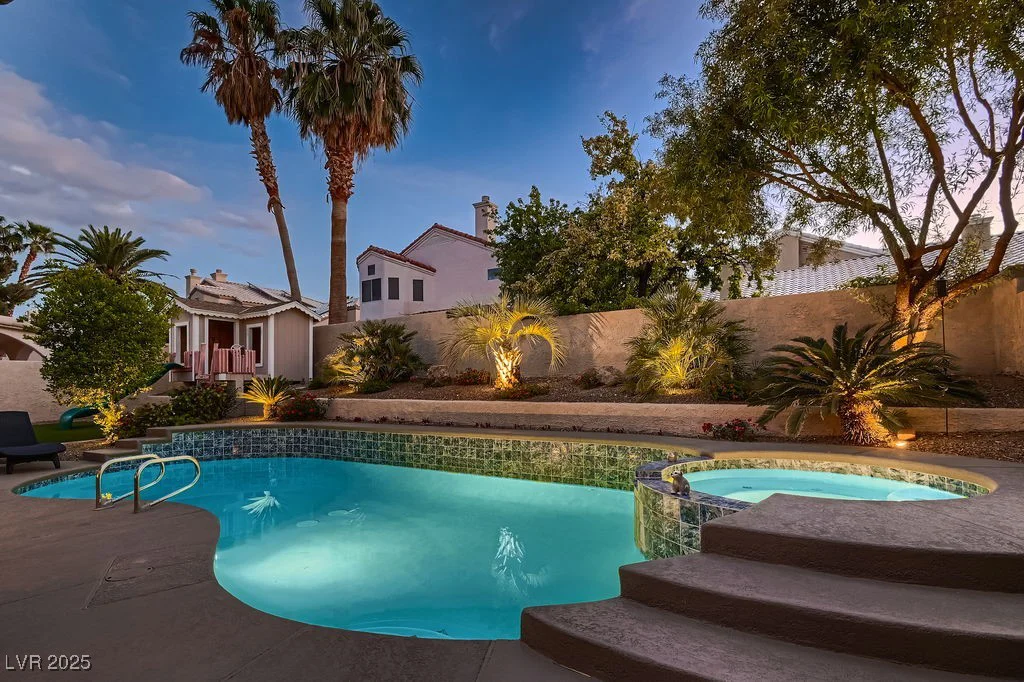 13 Cozy Glen, Henderson, NV 89074
