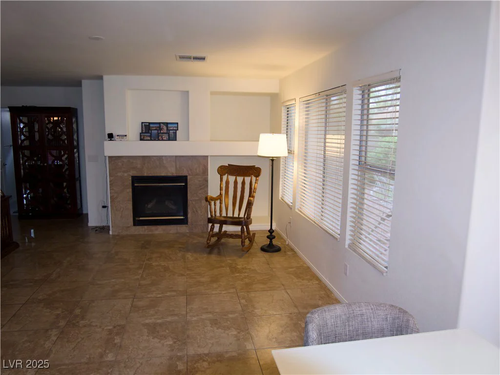7313 Bosky Springs, Las Vegas, NV 89131