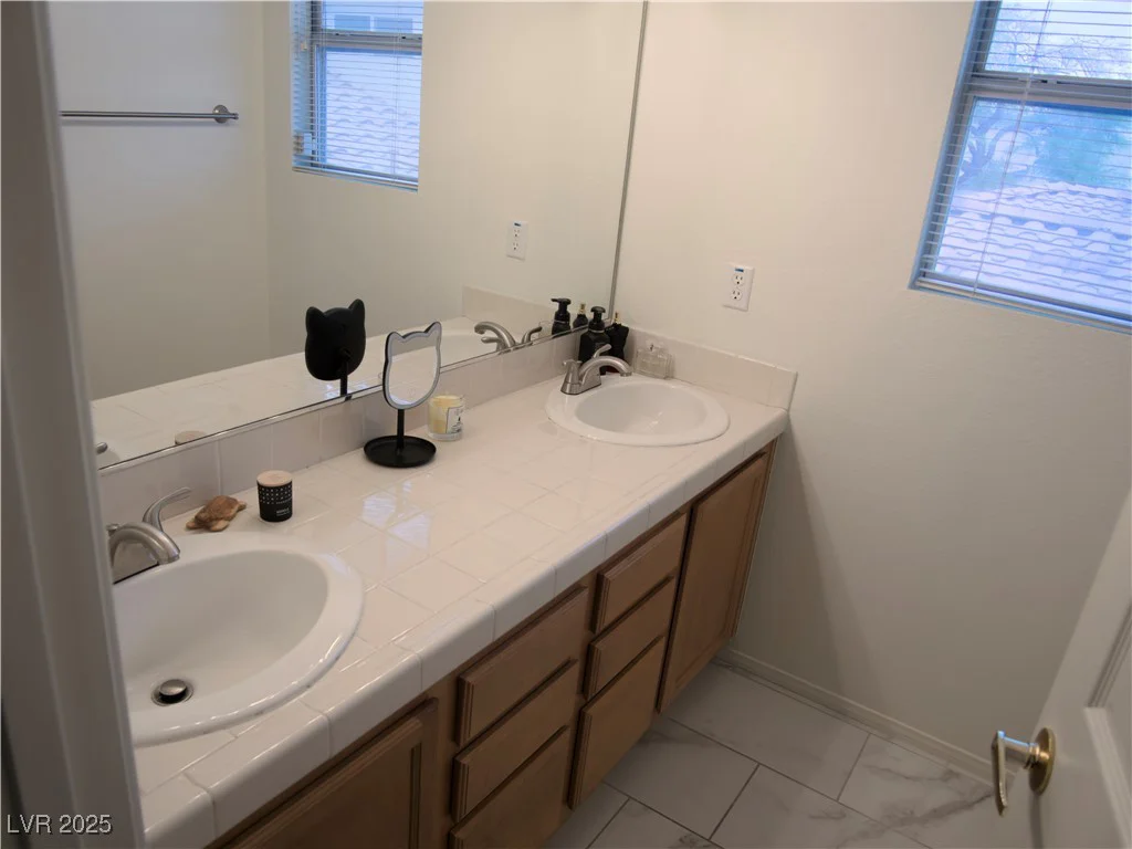 7313 Bosky Springs, Las Vegas, NV 89131