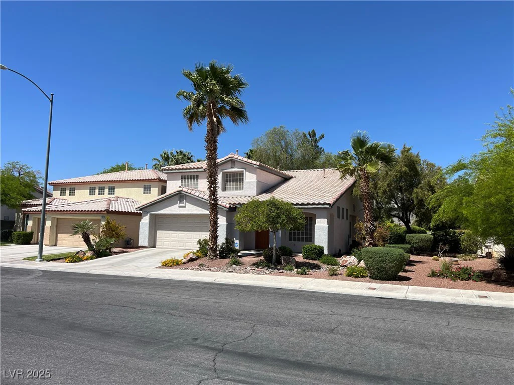 7313 Bosky Springs, Las Vegas, NV 89131