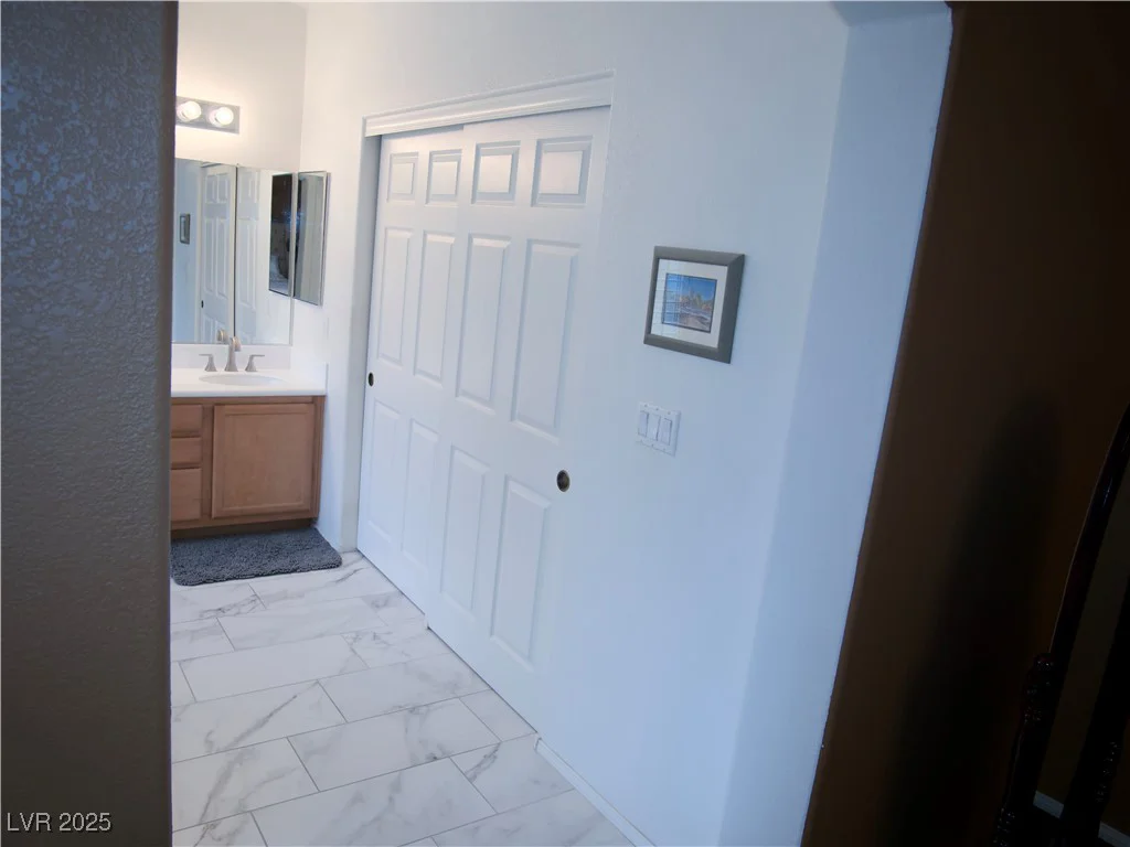 7313 Bosky Springs, Las Vegas, NV 89131