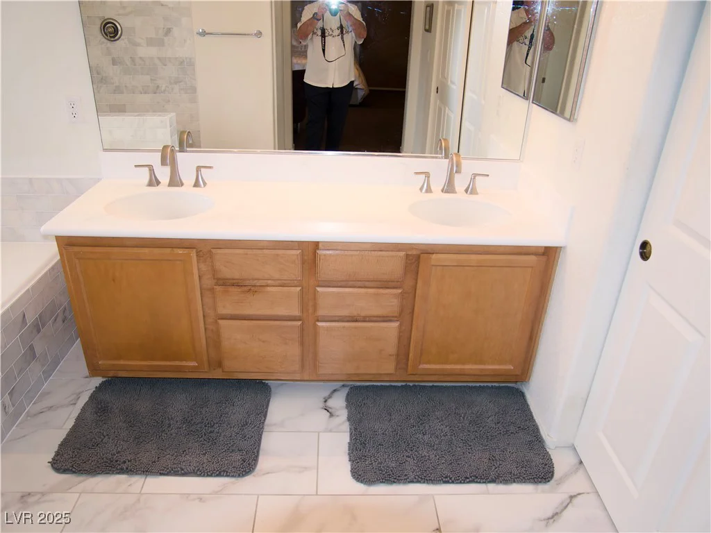 7313 Bosky Springs, Las Vegas, NV 89131