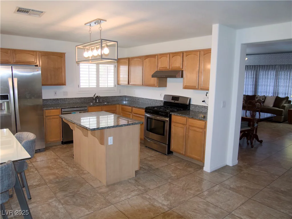 7313 Bosky Springs, Las Vegas, NV 89131