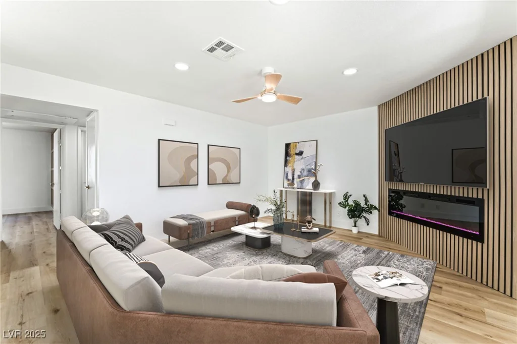 7932 Diamond Rock, Las Vegas, NV 89128