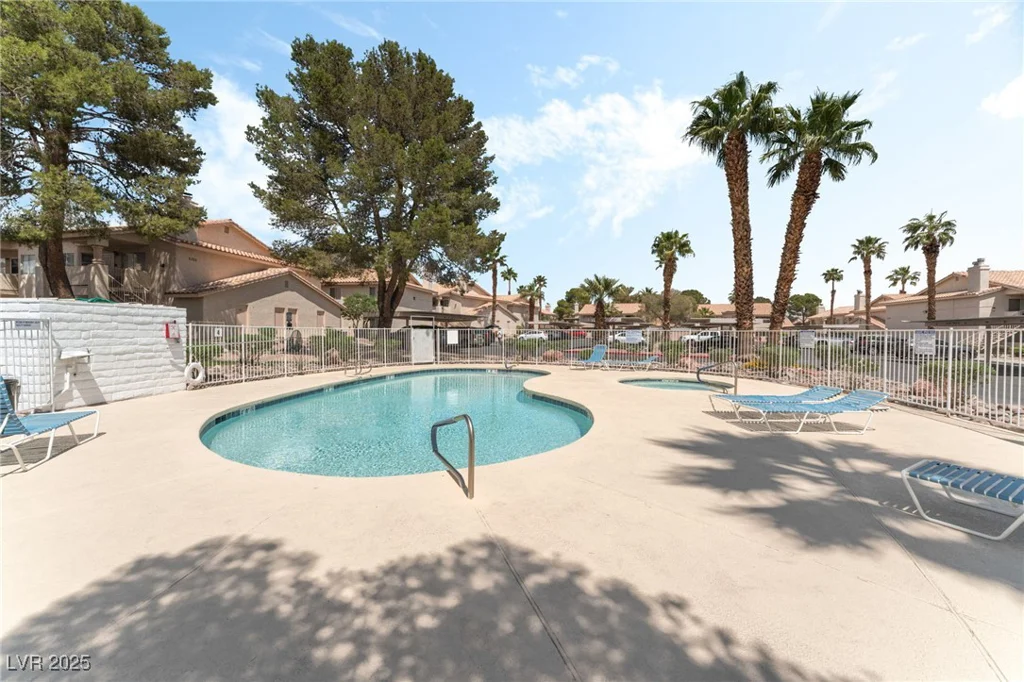 7932 Diamond Rock, Las Vegas, NV 89128