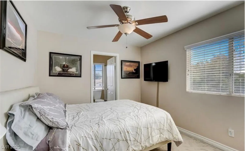 2714 Cricket Hollow, Henderson, NV 89074