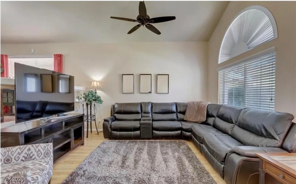 2714 Cricket Hollow, Henderson, NV 89074