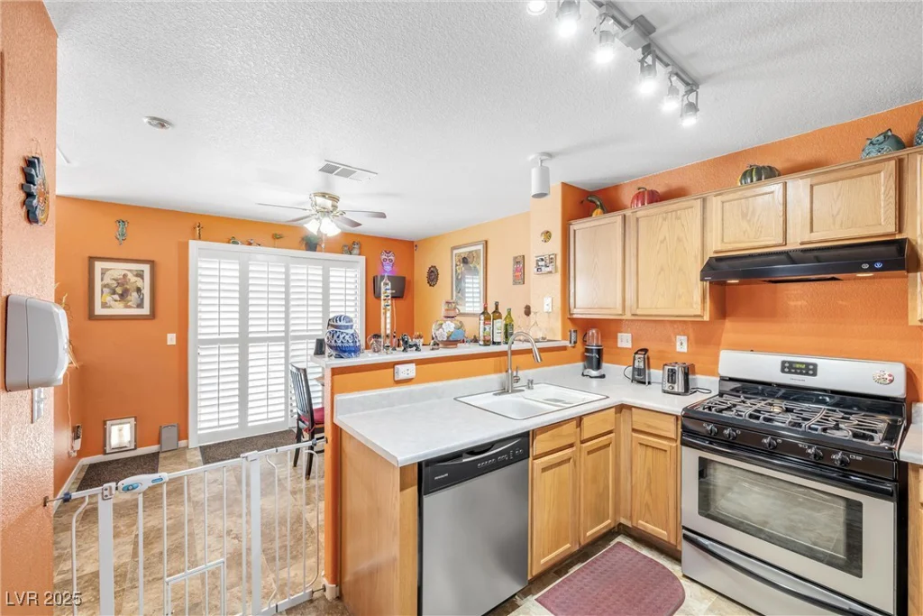 2707 Commitment, North Las Vegas, NV 89031