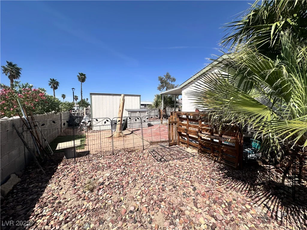 3389 Isle Royale, Las Vegas, NV 89122