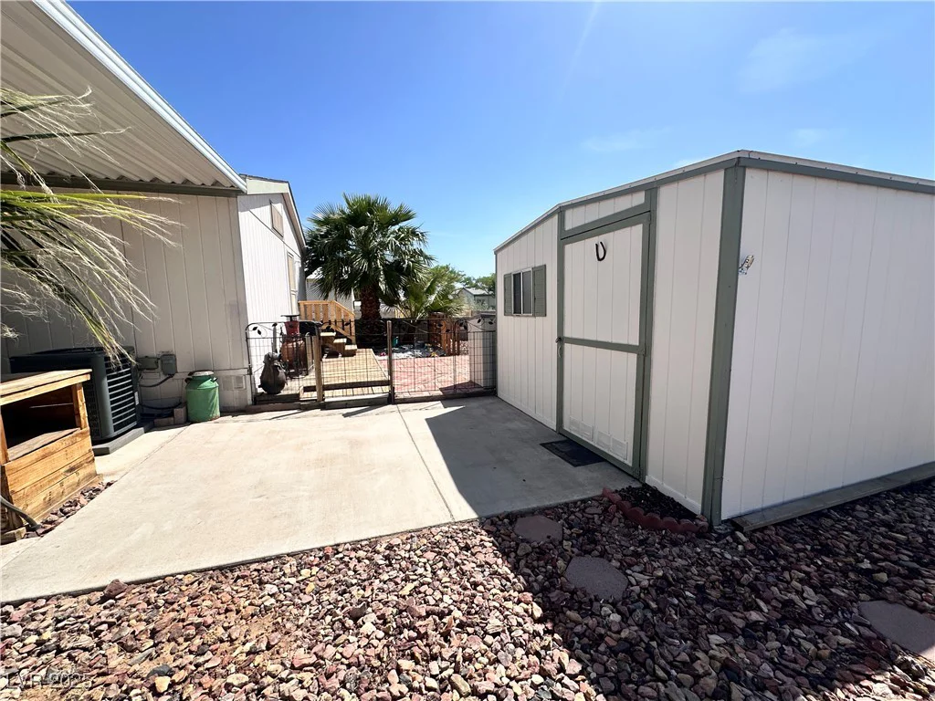 3389 Isle Royale, Las Vegas, NV 89122