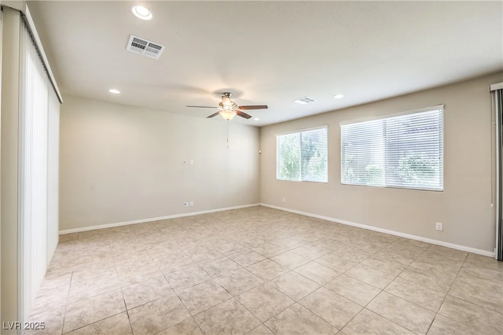 9655 Shadow Cliff, Las Vegas, NV 89166